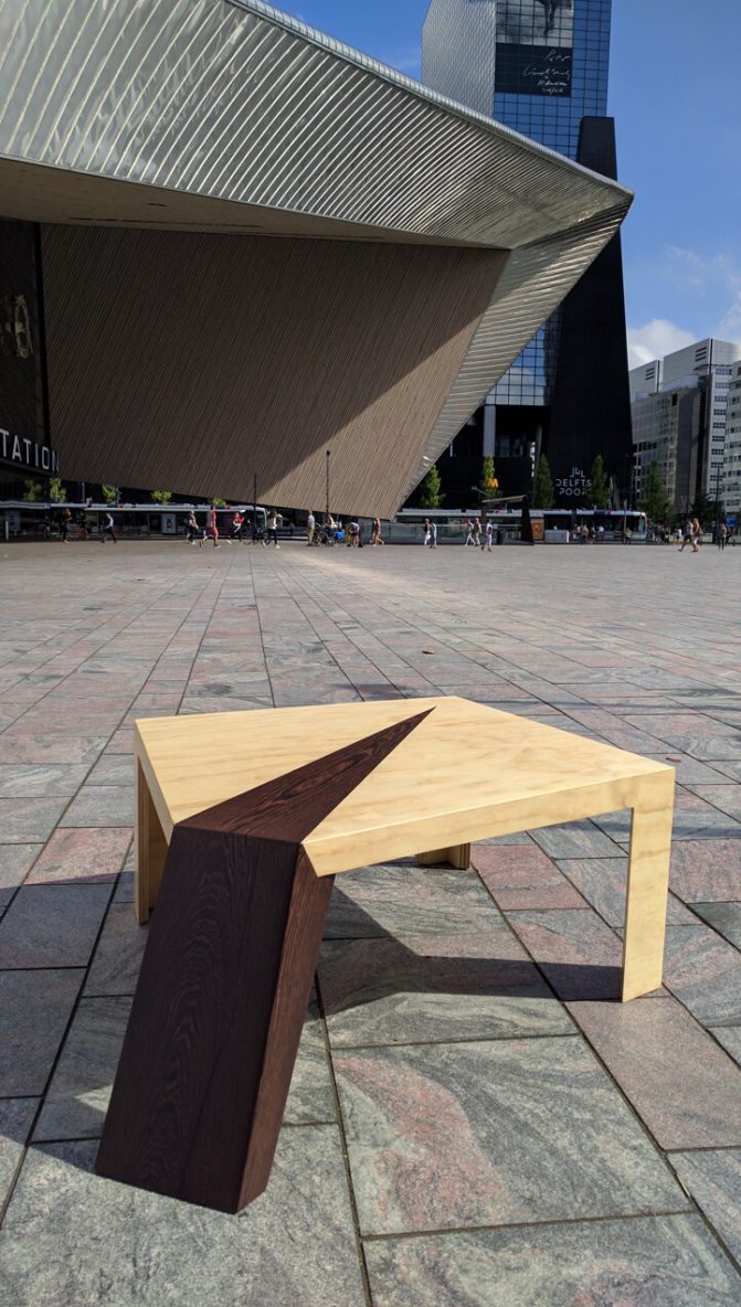 Unieke design salontafel voor station Rotterdam Centraal