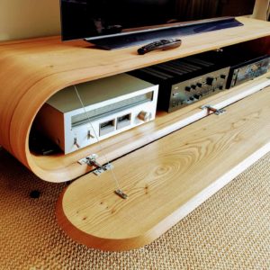 Tv-meubel iepen