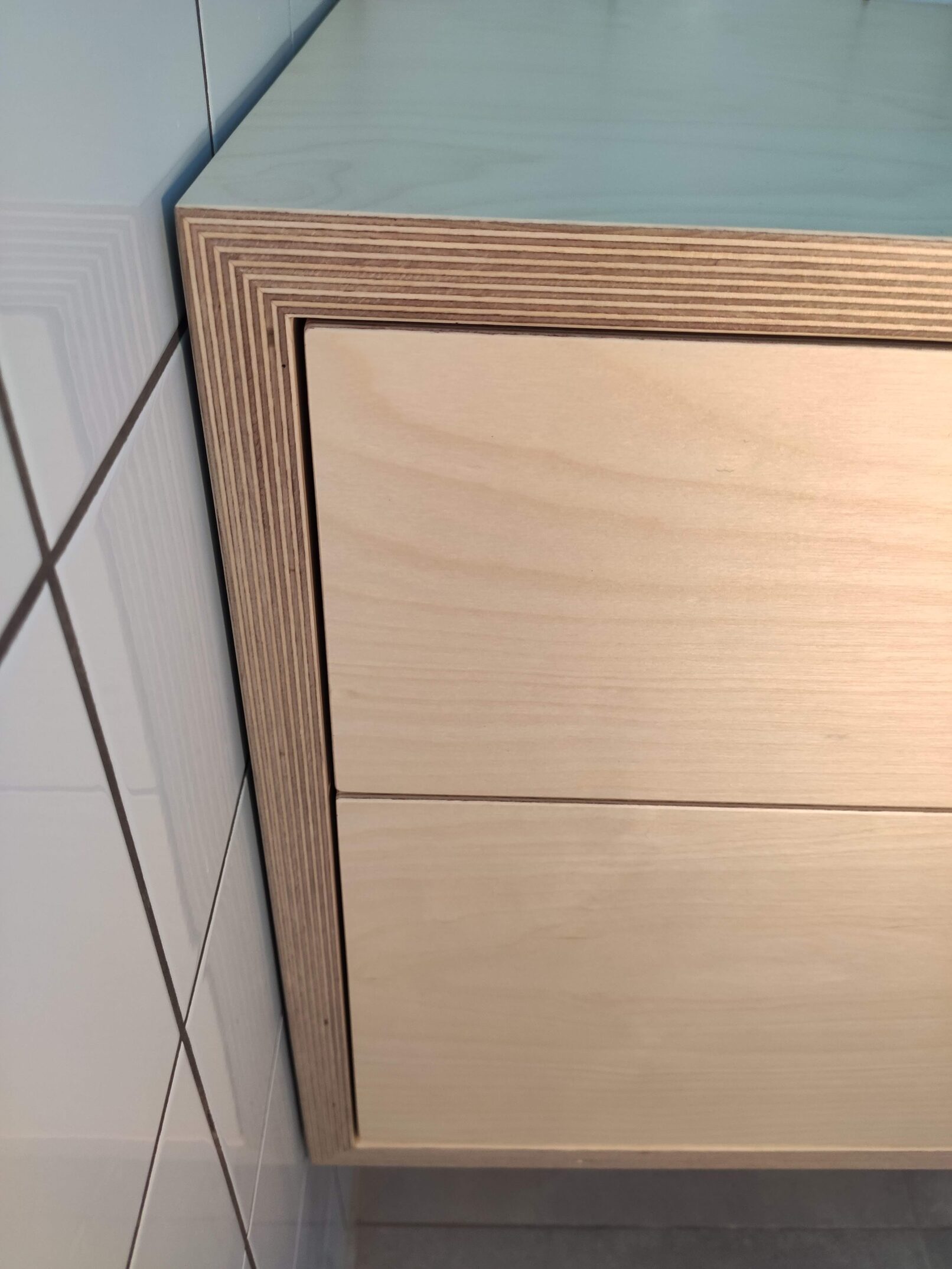 Badkamermeubel in berken multiplex